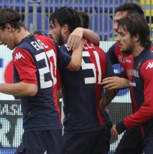 FB体育平台- 卡利亚里主场龙属性失效，拉涅利苦寻破局之道  