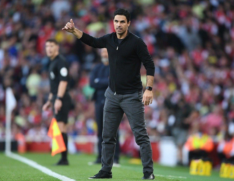  阿森纳连续失误送礼遭维拉逼平  